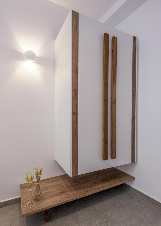 Esperanza Apartments Αδάμας Εξωτερικό φωτογραφία